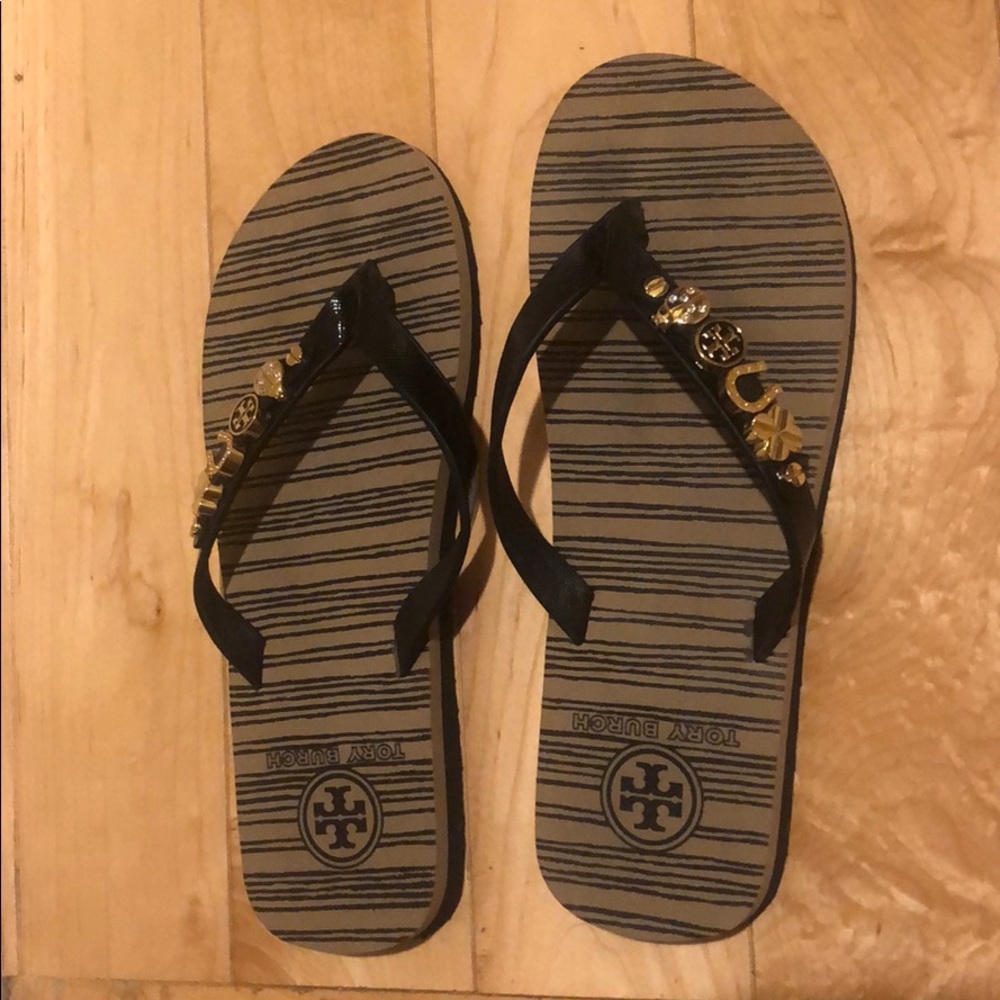 Tory burch flip flops